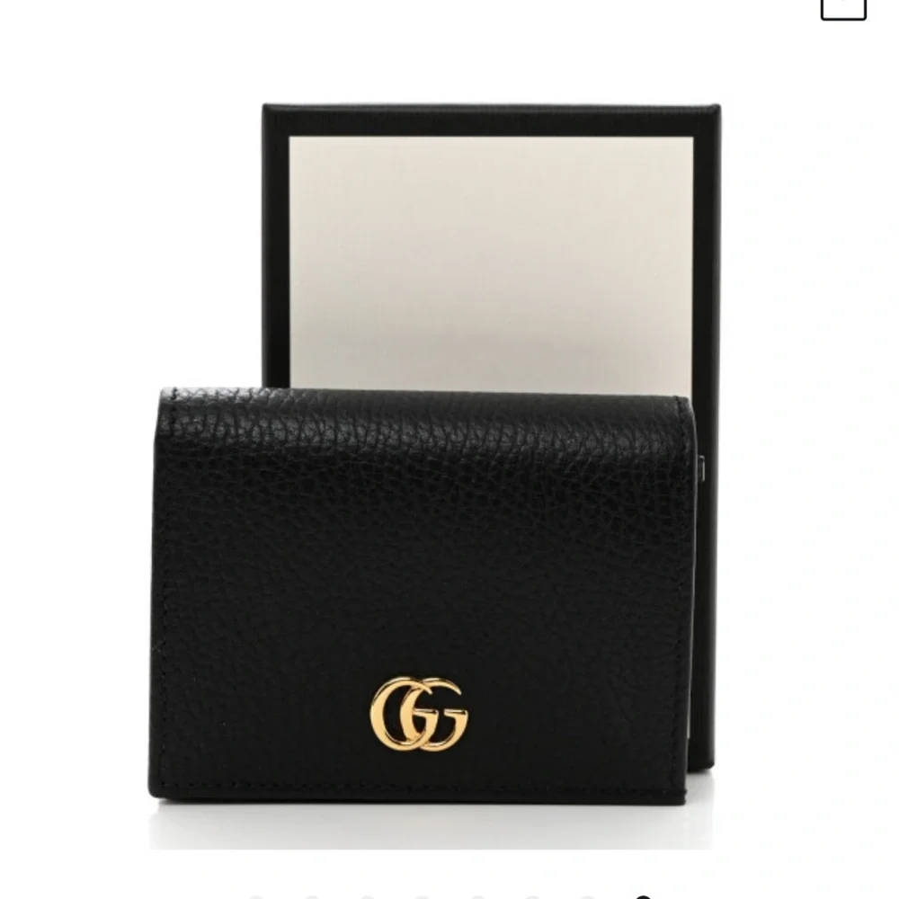 Gucci Marmont Leather Wallet - Picture 8 of 8